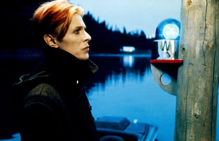 The Man Who Fell to Earth (1976 UK) Directed by Nicolas Roeg Shown: David Bowie