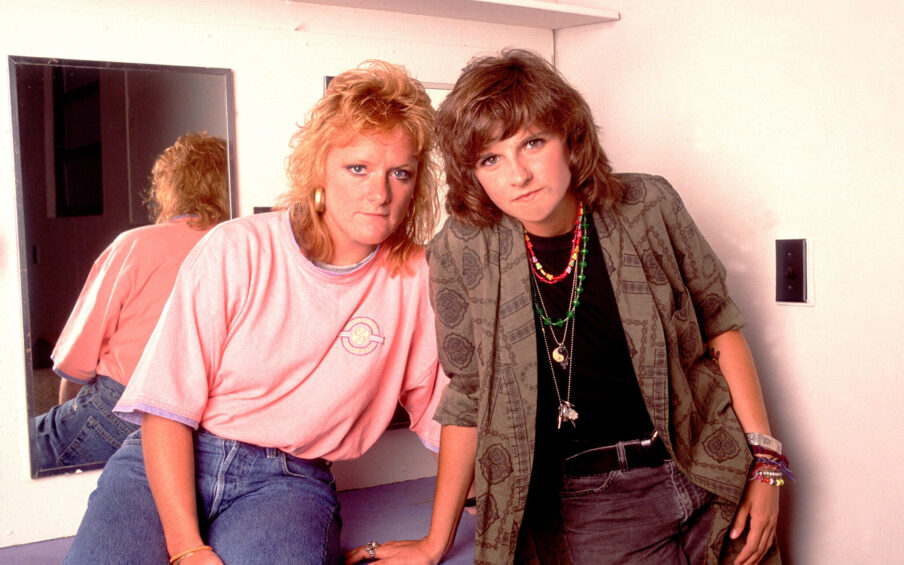 Photo of the Indigo Girls in a dressing room