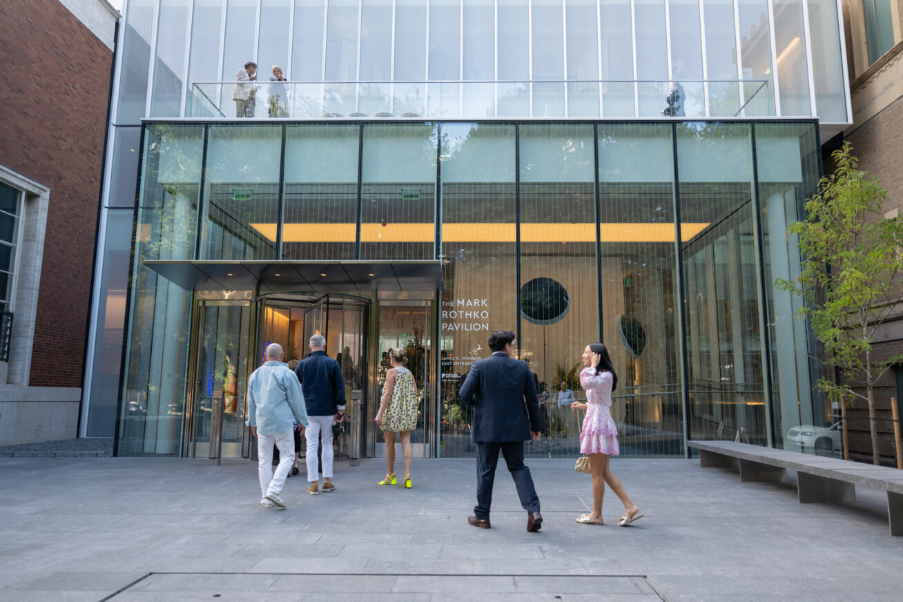 Photo of people walking into the Mark Rothko Pavilion