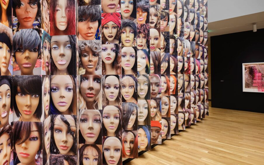Installation image of the exhibition Tenderhead.